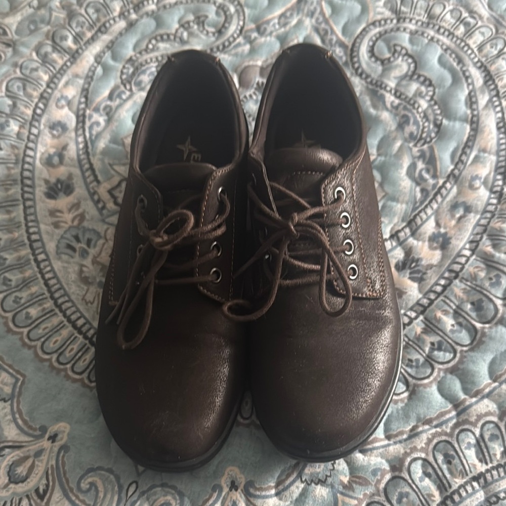 Eastland Brown Leather Oxfords Classic Design
